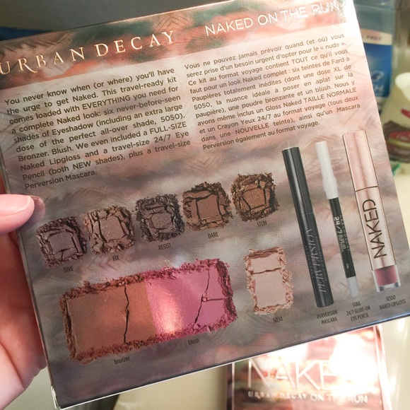 ❌SOLD❌ Urban Decay Naked On the Run Face Palette - Picture 5 of 11